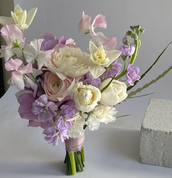 𝑃𝑢𝑟𝑒 𝐸𝑛𝑐𝘩𝑎𝑛𝑡𝑚𝑒𝑛𝑡